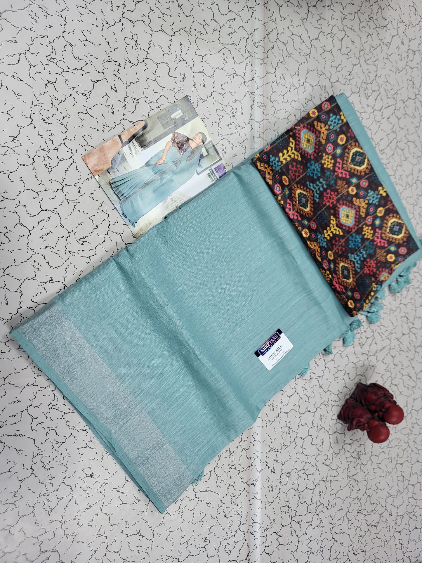 Elegant Plain linen  khadi With kalamkari blouse